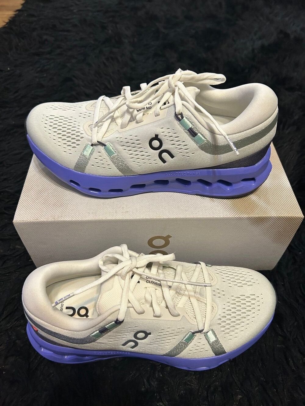 ON CLOUDSURFER athletic training running lace up shoes sneakers women’s 8 new
